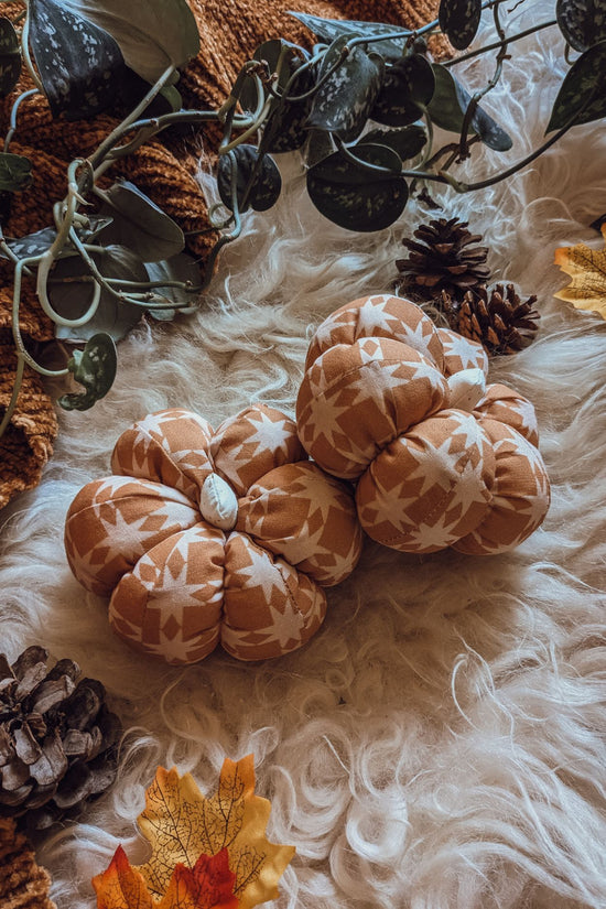 'Autumn Starburst' Cotton Mini Pumpkin