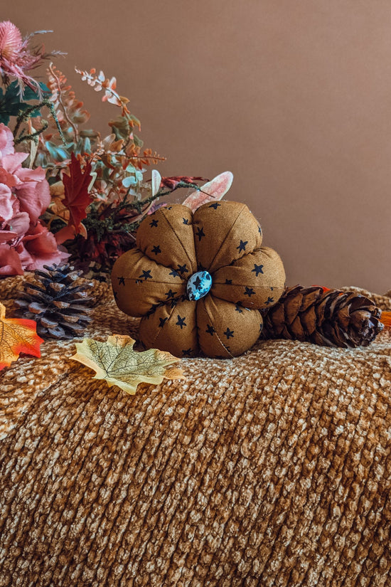 'Seance Stars' Cotton Mini Pumpkin