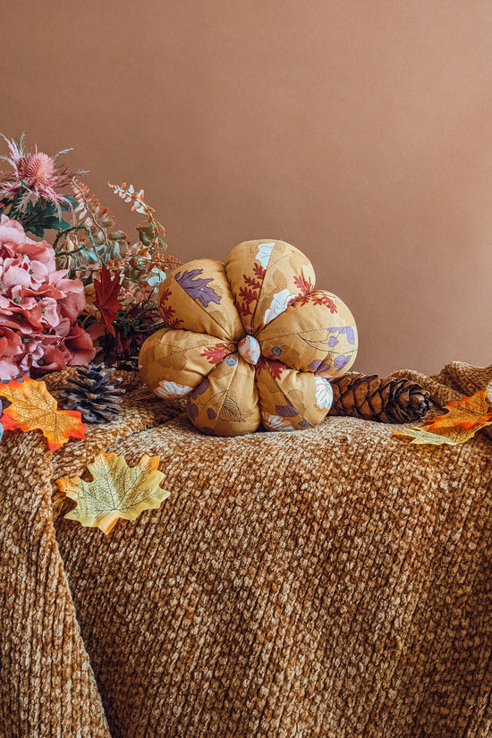 'Salem In Bloom' Cotton Tall Pumpkin