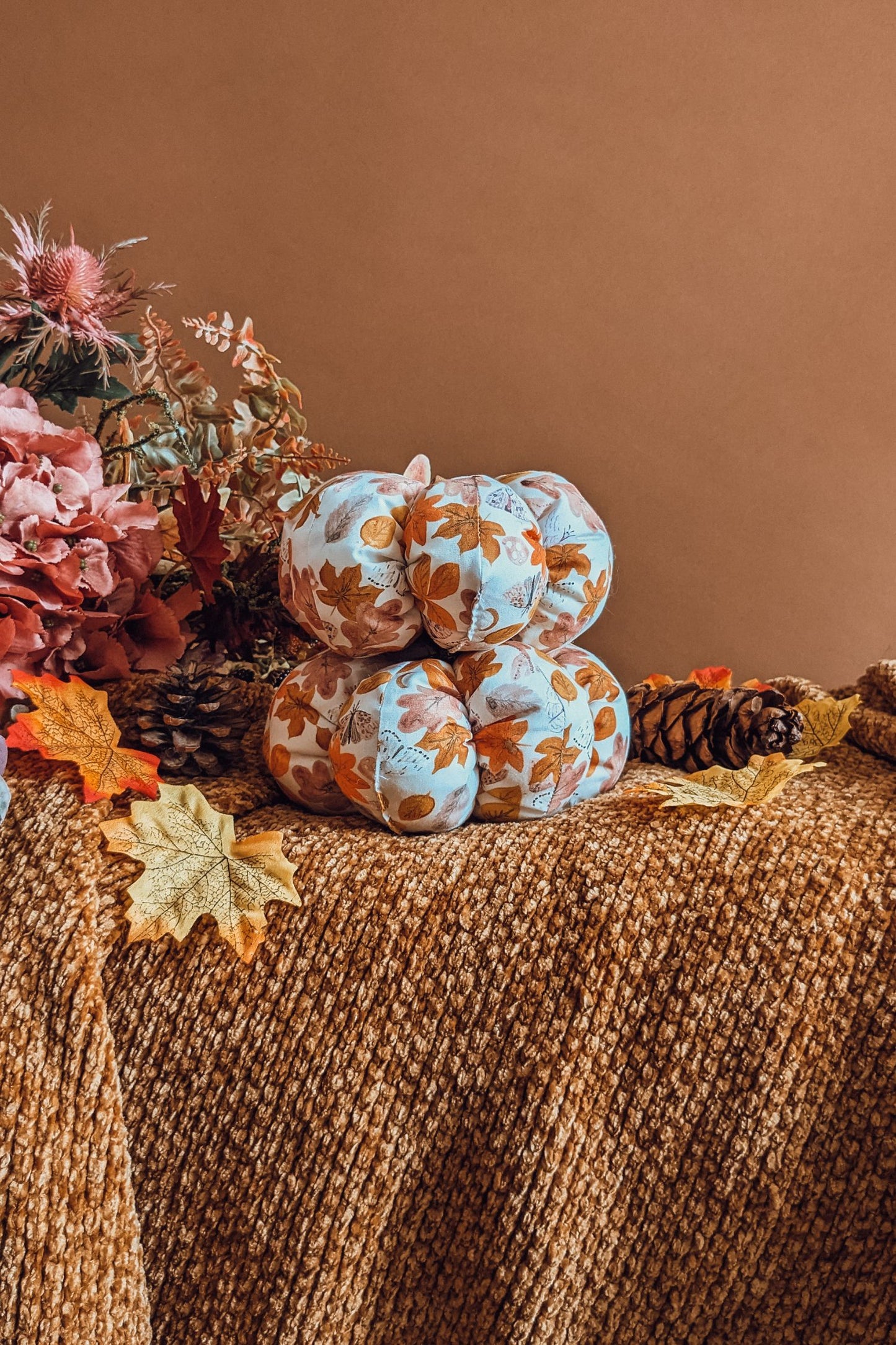 'Leaves In The Air' Cotton Grande Pumpkin