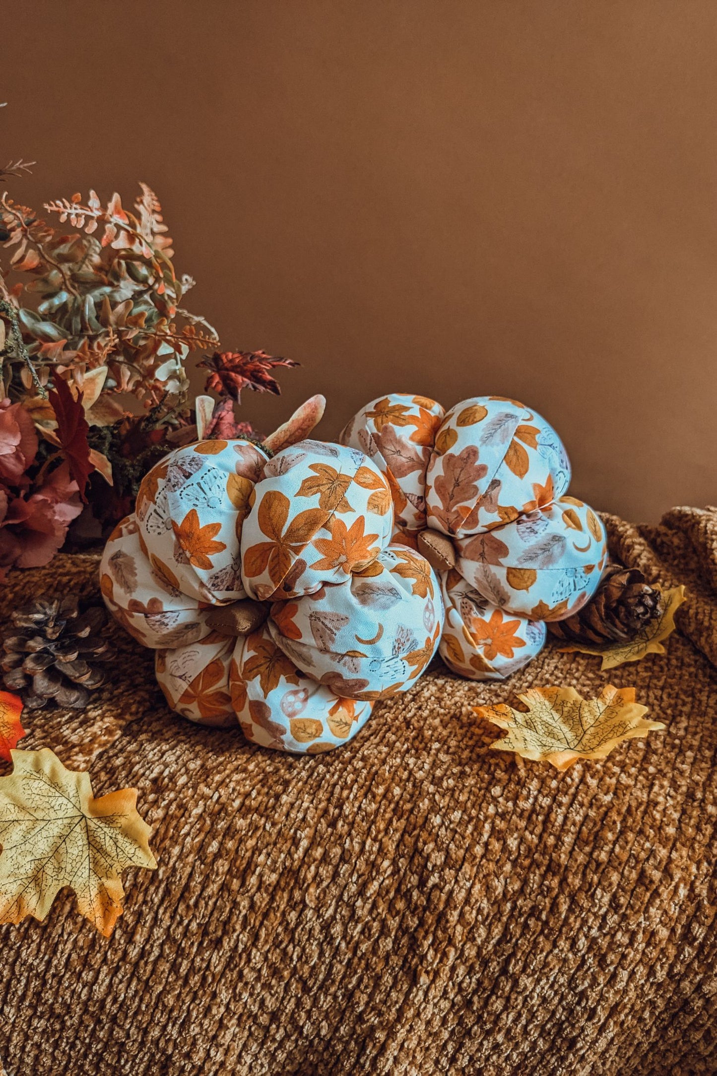 'Leaves In The Air' Cotton Grande Pumpkin