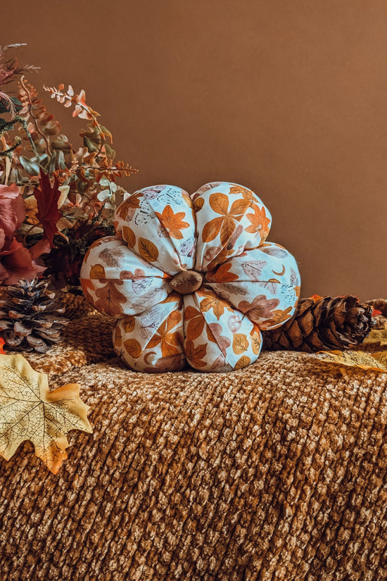 'Leaves In The Air' Cotton Grande Pumpkin