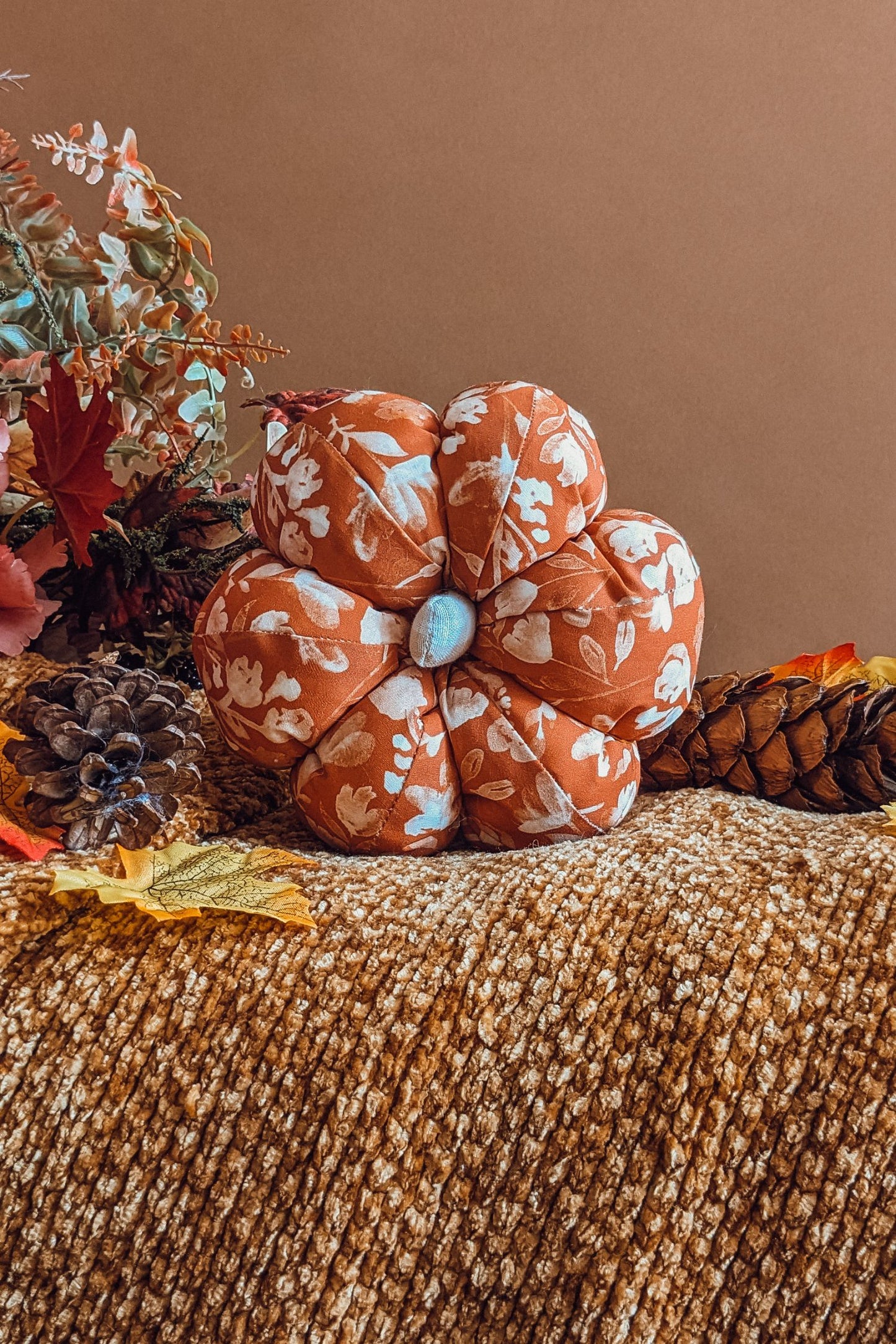 'Mabon Harvest' Cotton Grande Pumpkin