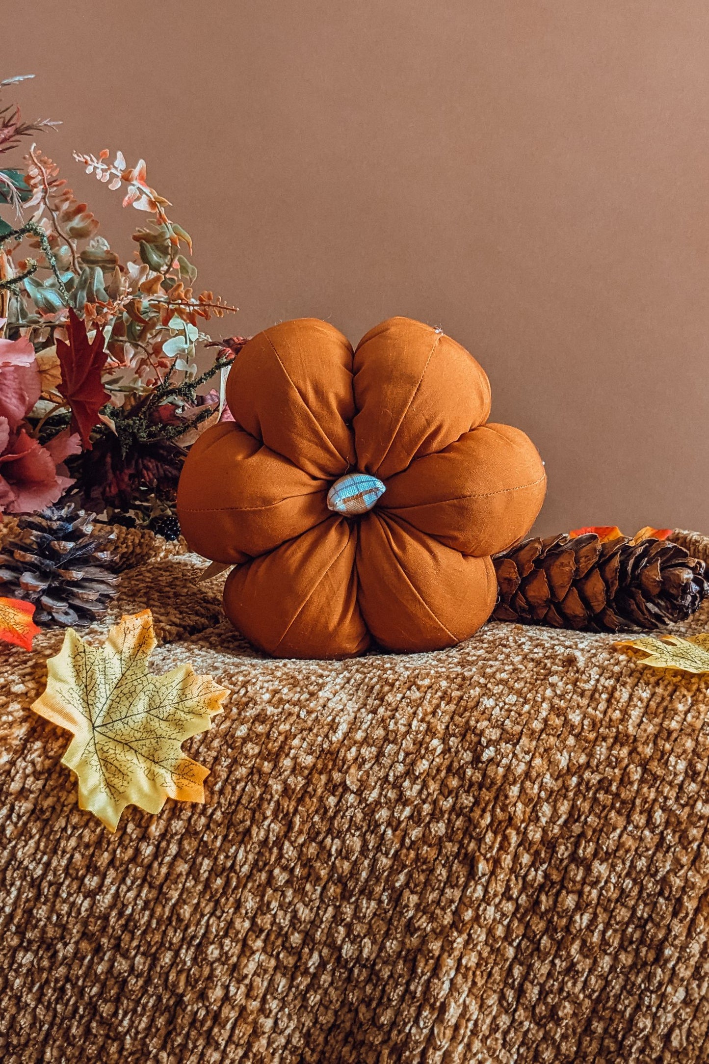 'Forest Spirit' Cotton Grande Pumpkin