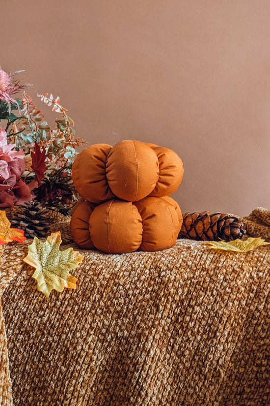 'Forest Spirit' Cotton Grande Pumpkin