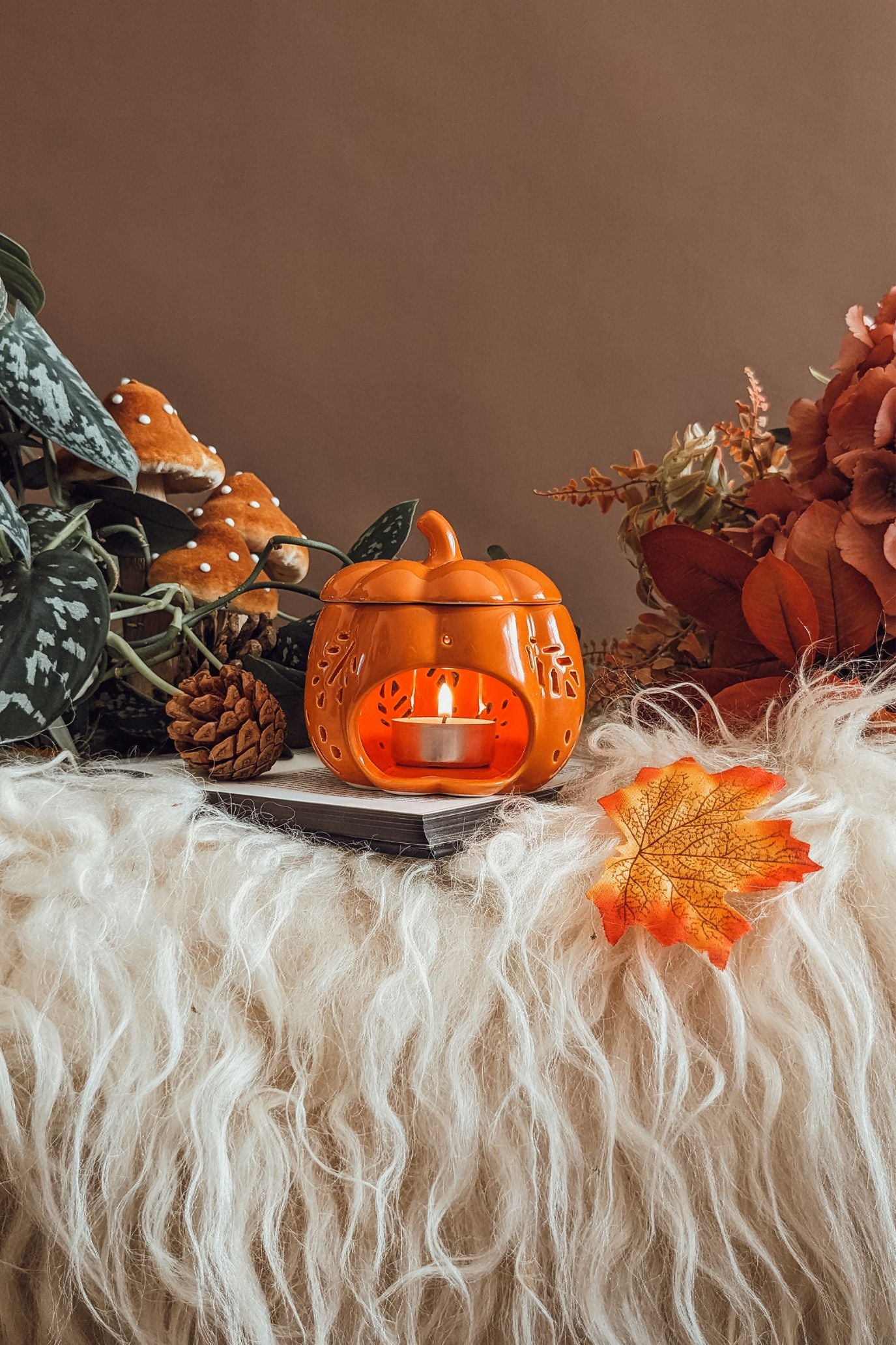 Floral Pumpkin Wax Burner - Orange