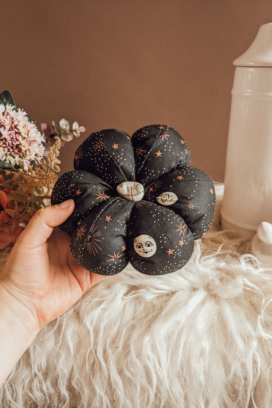 'Once Upon A Full Moon' Cotton Grande Pumpkin