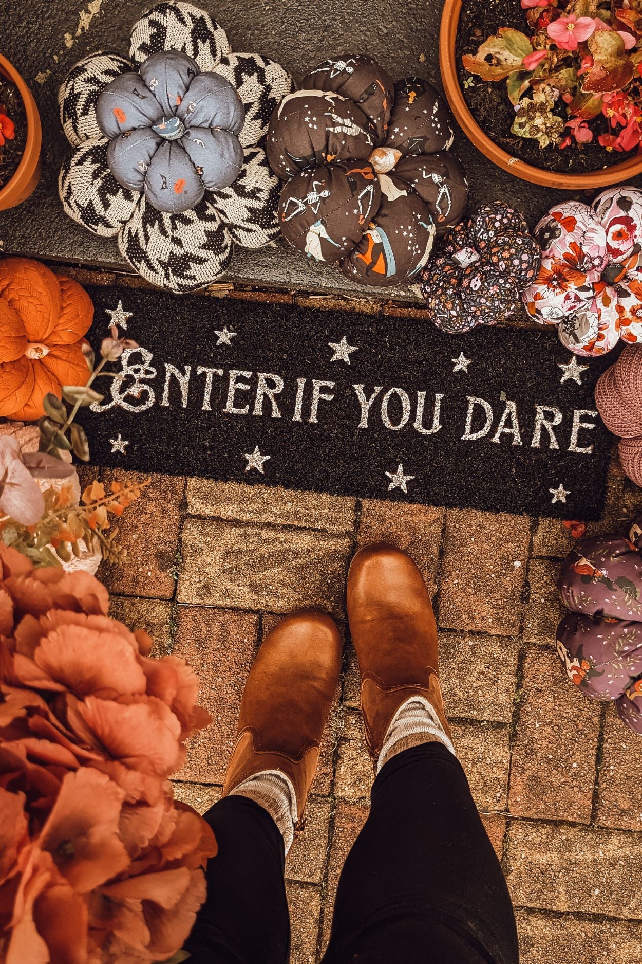 'Enter If You Dare' Doormat